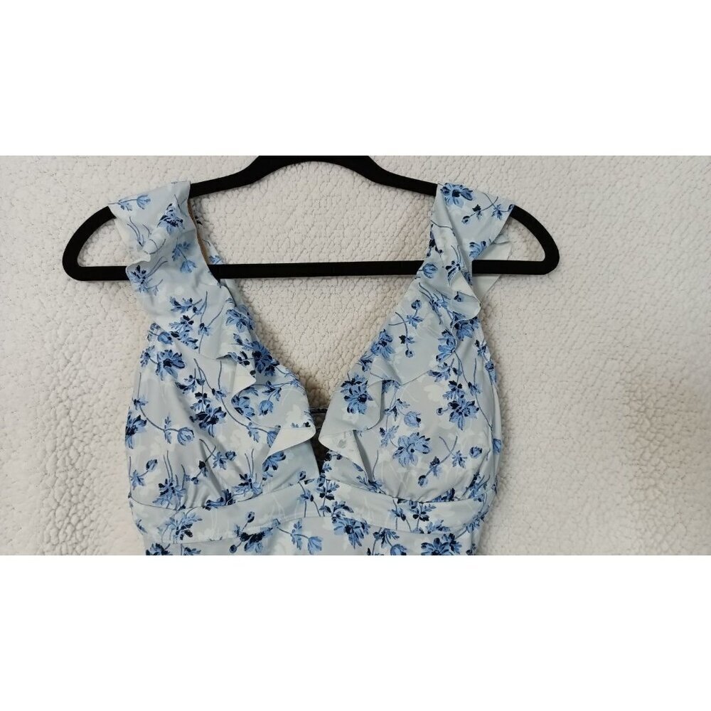 A PEA IN THE POD Maternity One Piece Swimsuit Small Blue Floral NEW Ruffle Beach - Picture 3 of 13